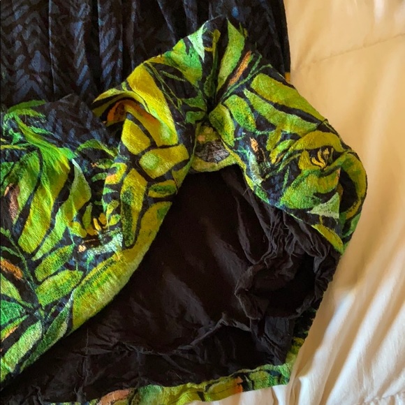 FREE PEOPLE DEEP V HOT HOUSE SET - Picture 5 of 5